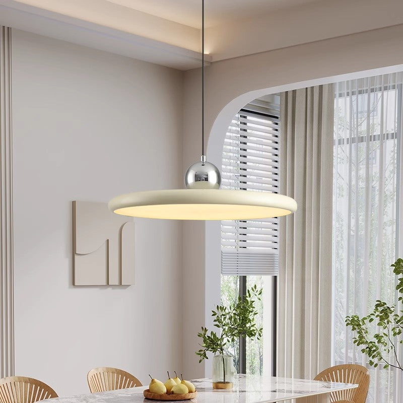 Lampadario a sospensione con piatto rotondo