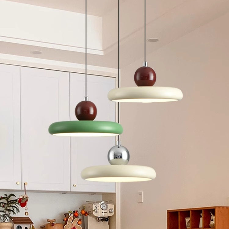 Lampadario a sospensione con piatto rotondo